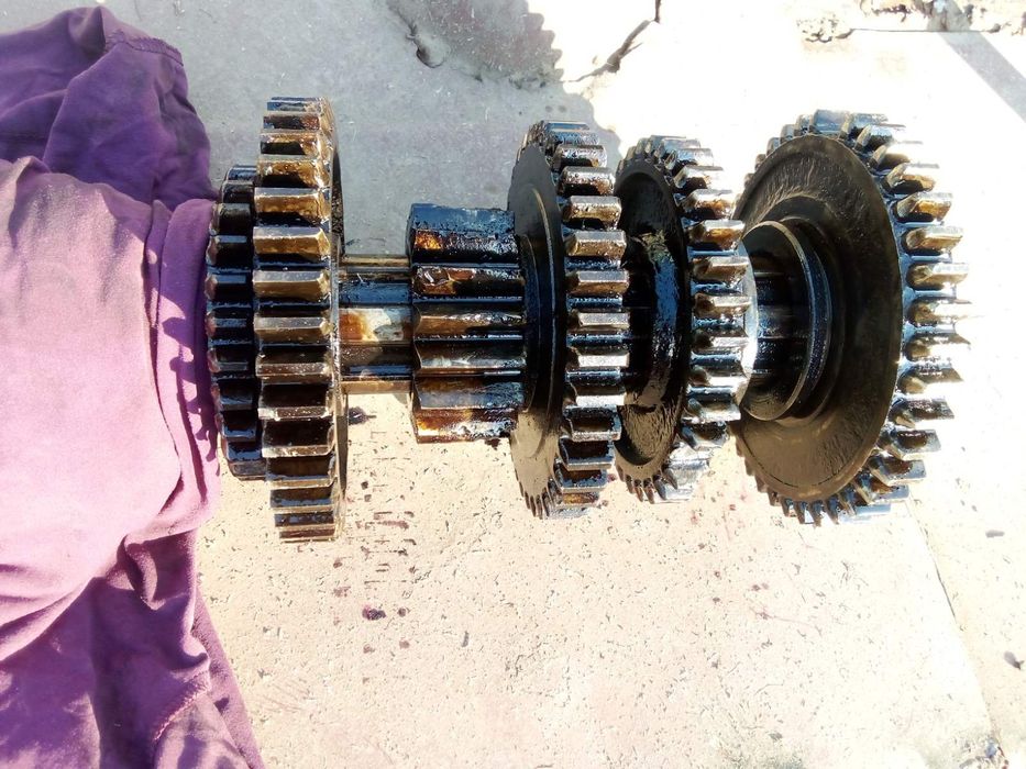 Продам шестерні коробки передач від Т-40