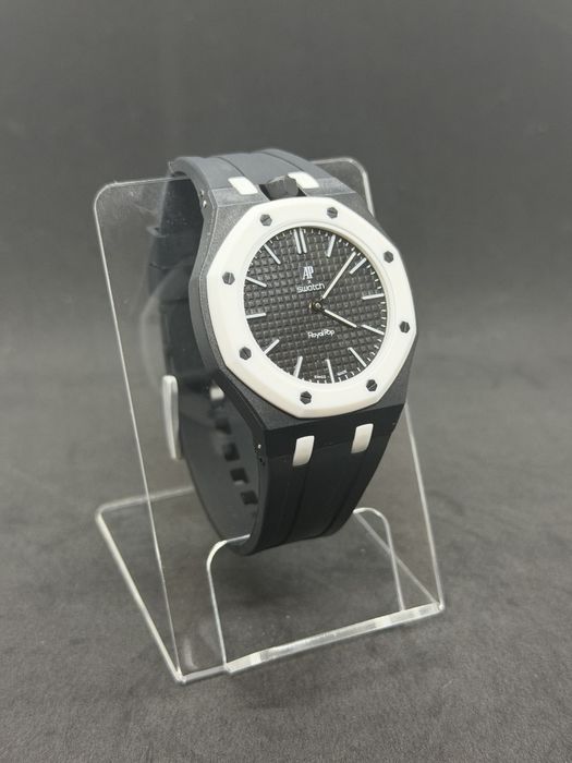 Audemars Piguet × Swatch Royal Pop — механічний годинник Ocho Negro