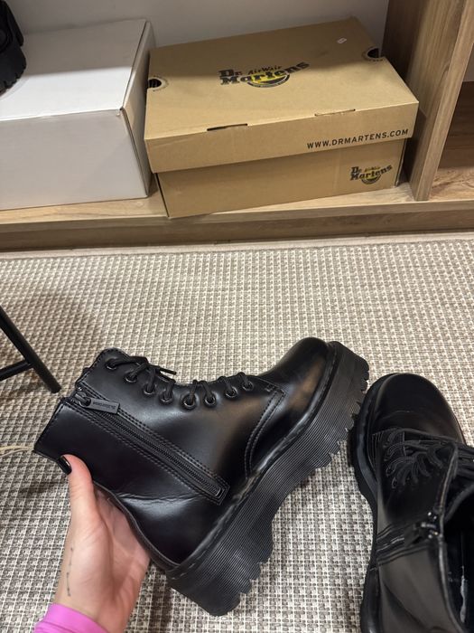 Dr Martens Mono black