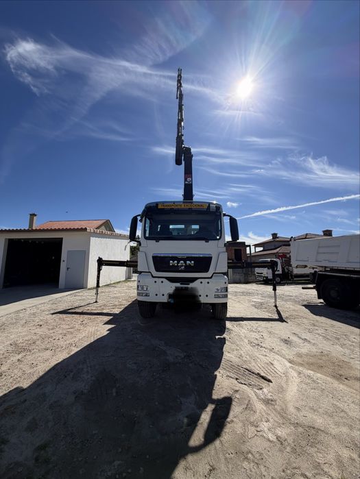 Man TGS480 com grua hiab 21M e Bascula