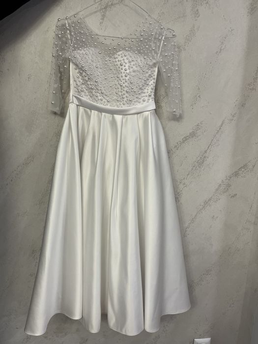 Біле плаття нарядне для причастя урочистих подій