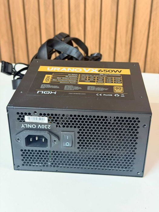 Fonte Urano VX650W