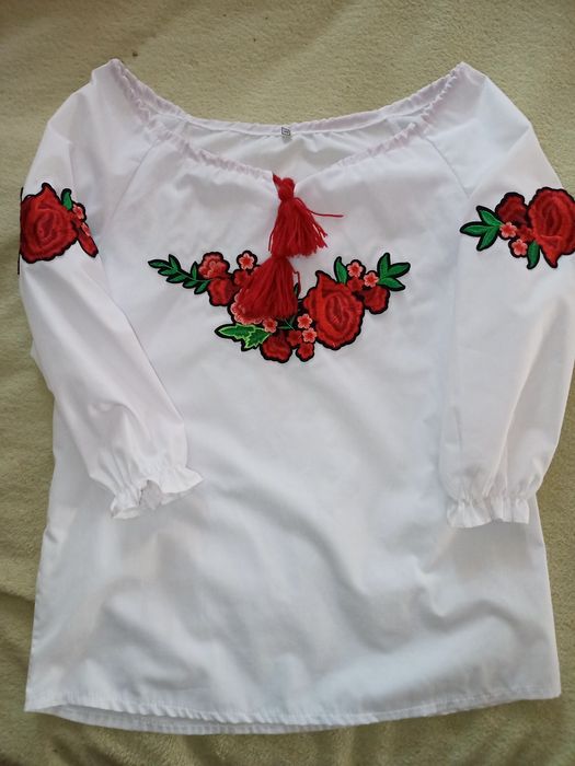 Продам вишиванку.