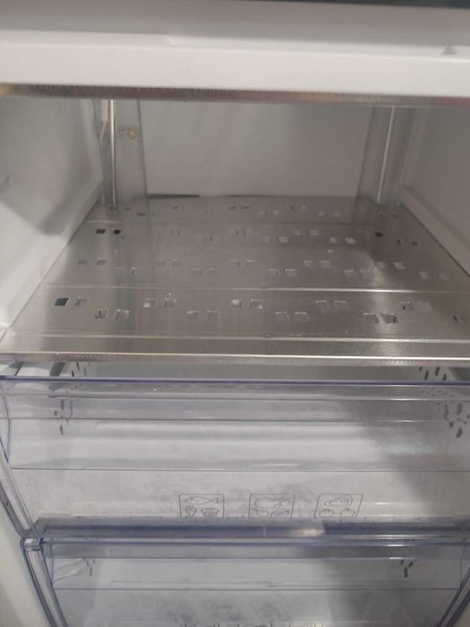 Морозильна камера BEKO