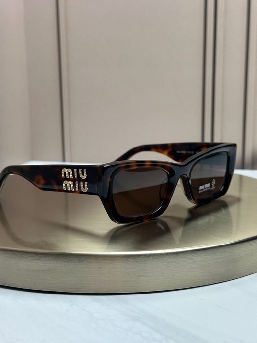 Сонцезахисні окуляри Miu Miu SMU 09WS черепахові прямокутні ацетат жіночі оригінал
