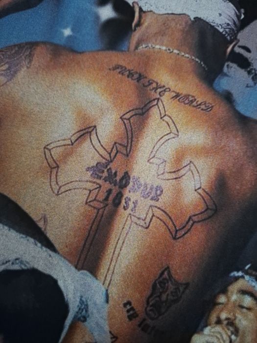 Tupac T-shirt preta