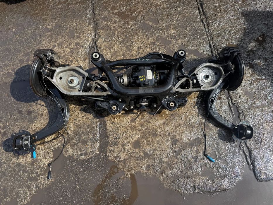 Zawieszenie tylne kompletne sanki BMW X3 E83 ORYGINAŁ