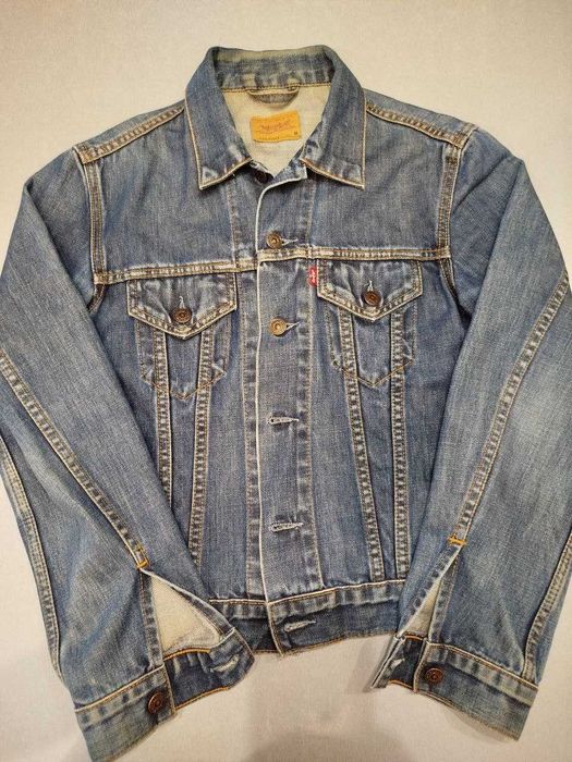 Джинсовая куртка LEVIS