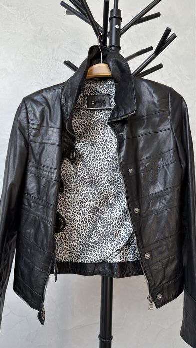 Куртка жіноча шкіряна 34 р XS