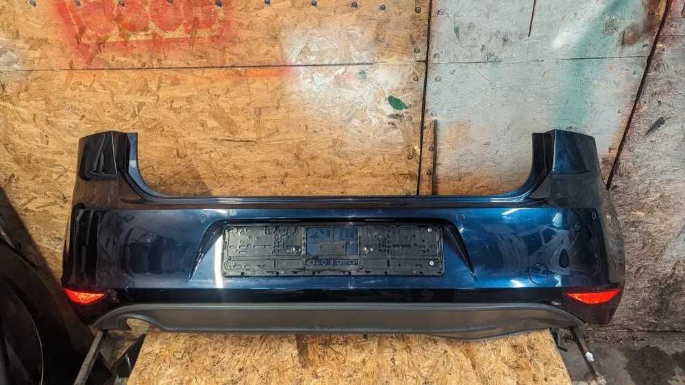 Задній бампер volkswagen golf 7 хетчбек
