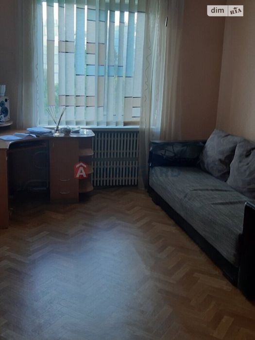 Продаж 2-кімнатної квартири з меблями, Сікорського