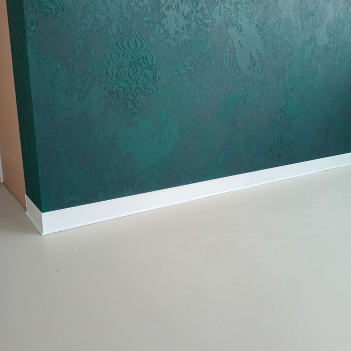 Якісний монтаж плінтуса НЕ ДОРОГО