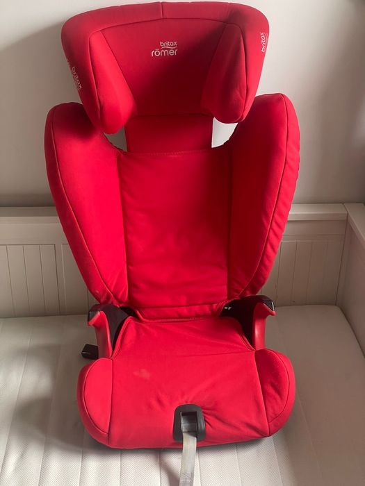 Fotelik BRITAX RÖMER Kidfix SL Black Series Fire Red