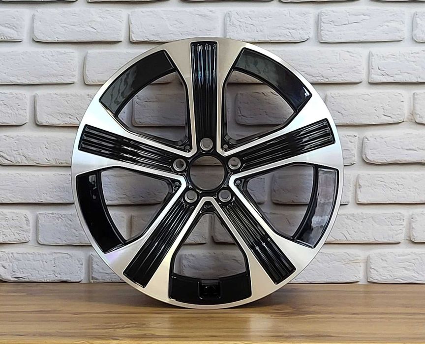 Felga Alu. Tylna Mercedes GLE GLS A1674013201 8,5x19 ET42 5x112