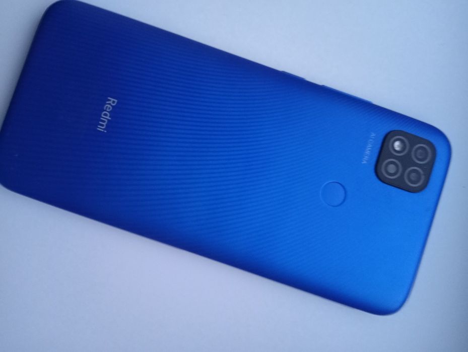 Продам смартфон xiaomi 9c