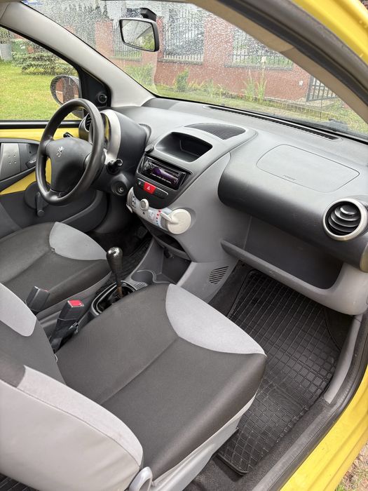 Peugeot 107 2011r 1.0 Salon Polska