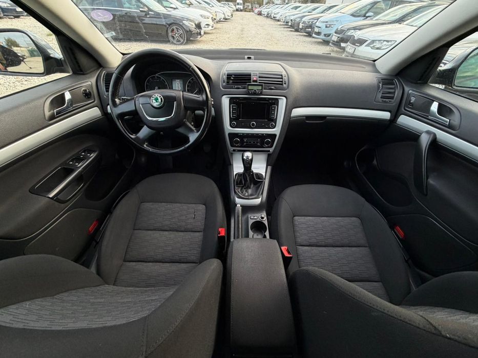 Skoda Octavia 1.2 Benzyna/2010r/Navi/Klima/Hak/PDC/Alufelgi/Zamiana