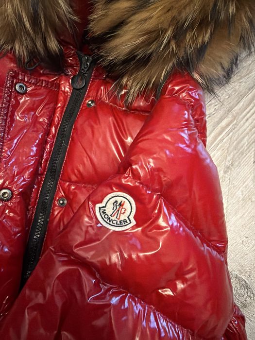 Kurtka Moncler czerwona