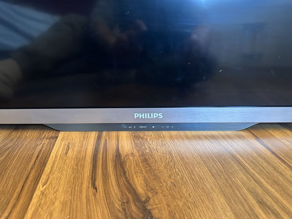 Telewizor philips ambilithing 47cali