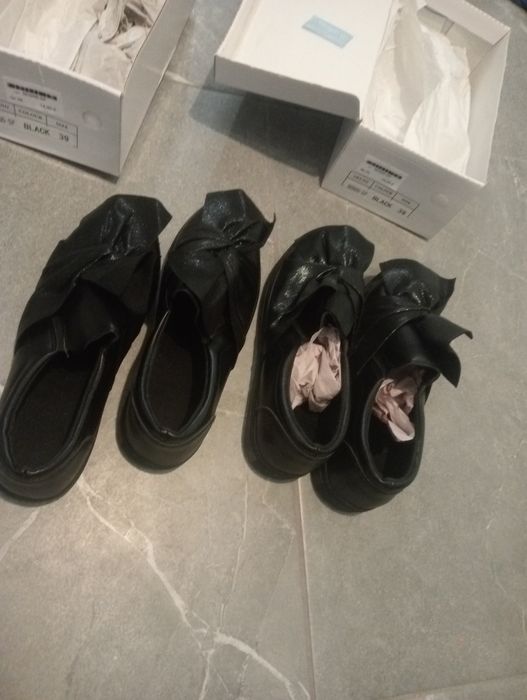 Buty damskie czarne z kokarda 2 pary