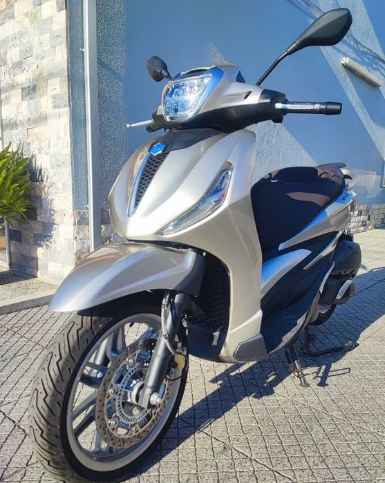 Piaggio Beverly 300cc poucos kms