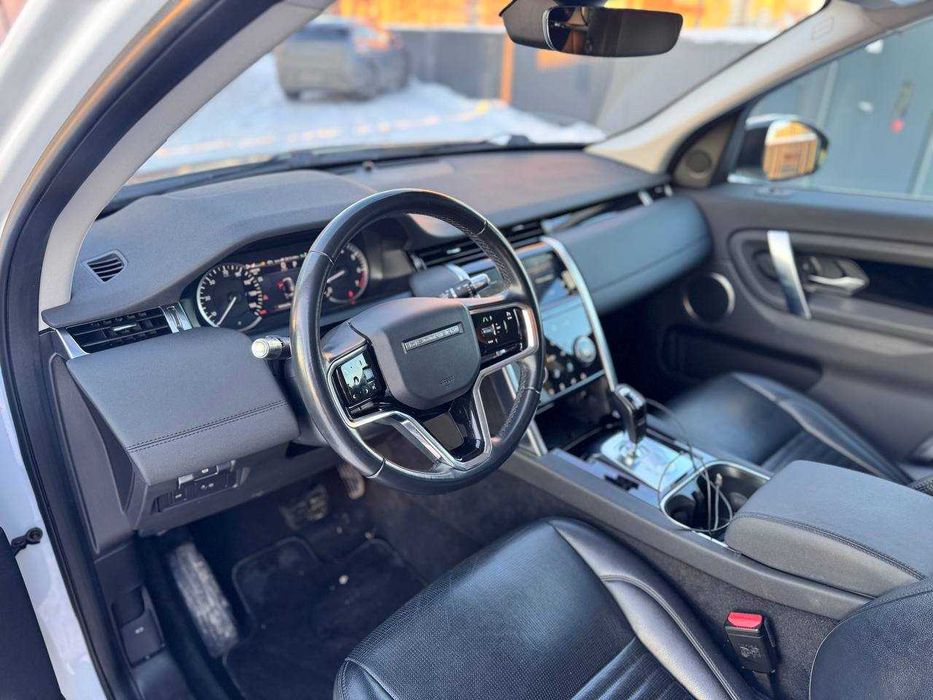 Land Rover Discovery Sport 2021