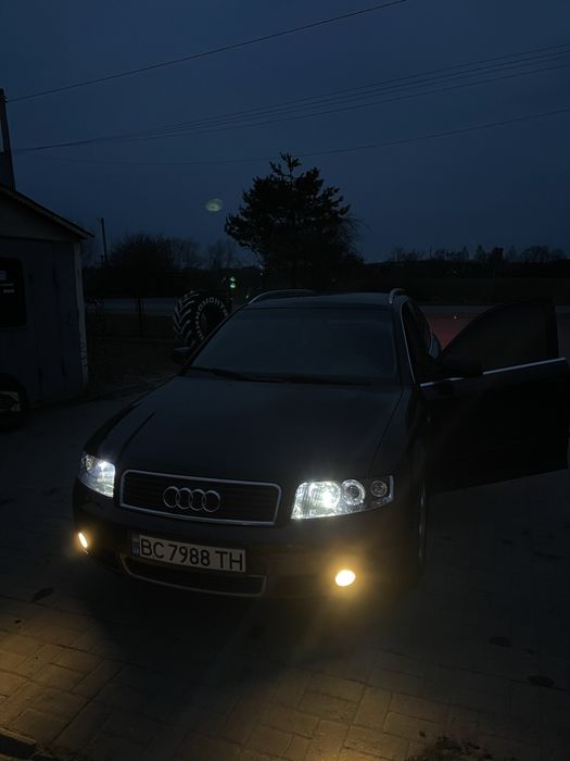 Audi a4 b6 2003.