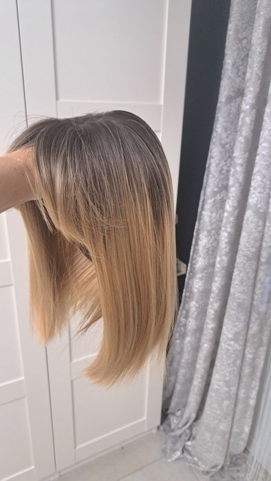 Peruka bob cieoły blond jak naturalne włosy