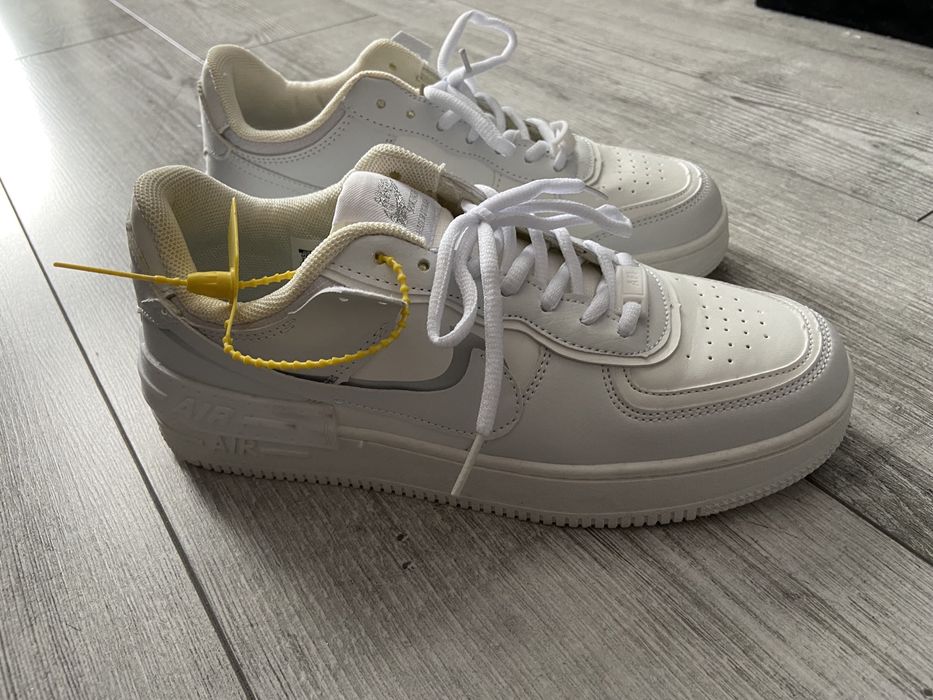 Buty sportowe sneakery białe nike 39 40