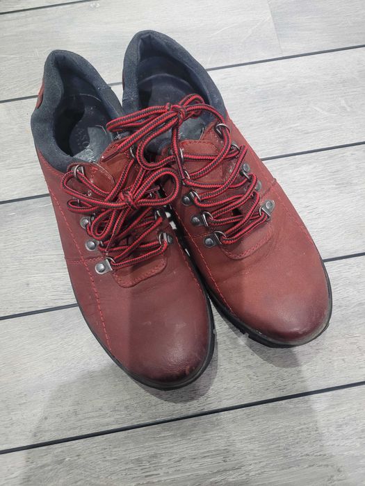 Sprzedam buty lasocki 42 skóra