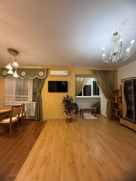 Здається в оренду однокімнатна квартира-студія, район Площі!