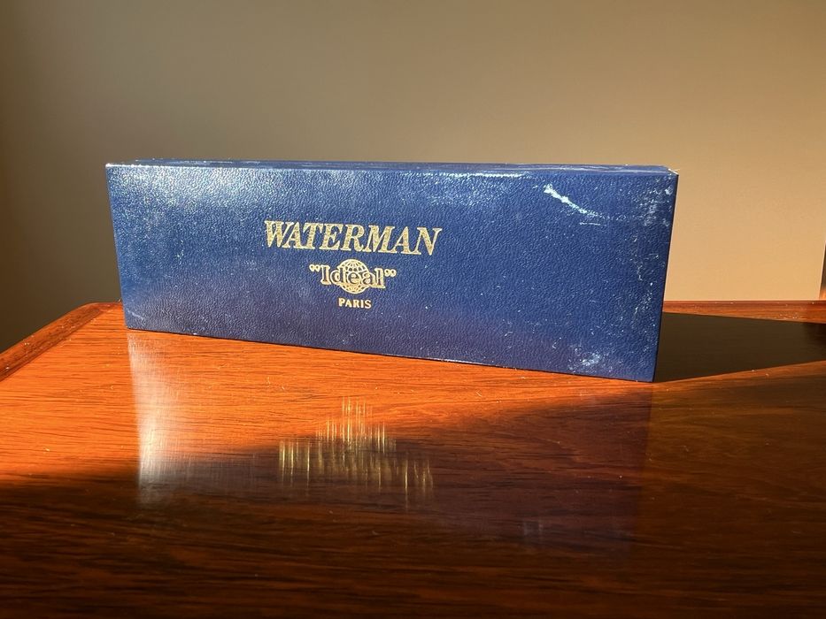 Caneta tinta permanente Waterman Exlusive 74 prata vintage.