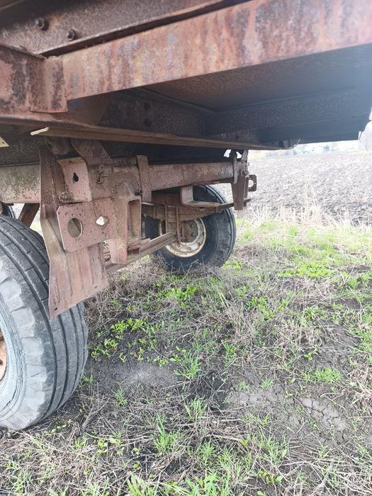 Продам причіп 2птс4