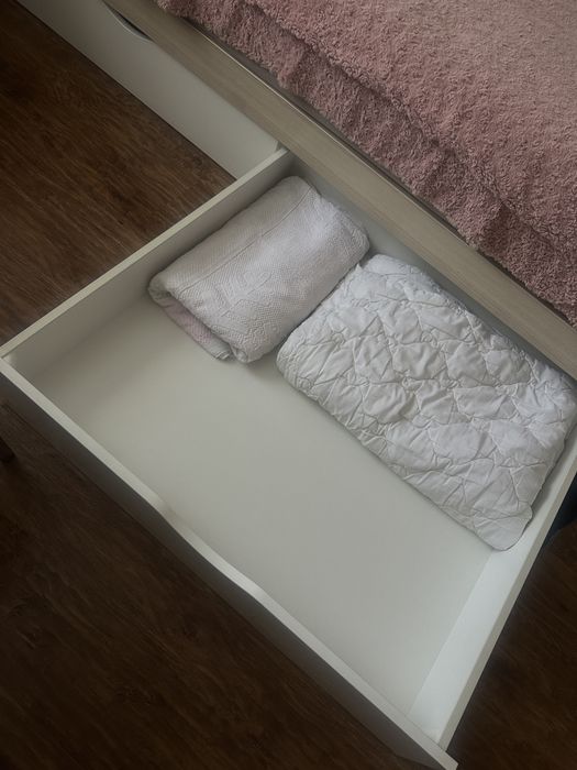 Ліжко 90*200 в дитячу кімнату 2 шт з тумбою