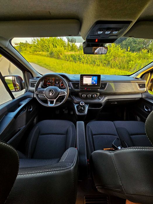 Wynajem Bus 9 osobowy 2024 Renault Trafic LONG Wypożyczalnia  Wesela