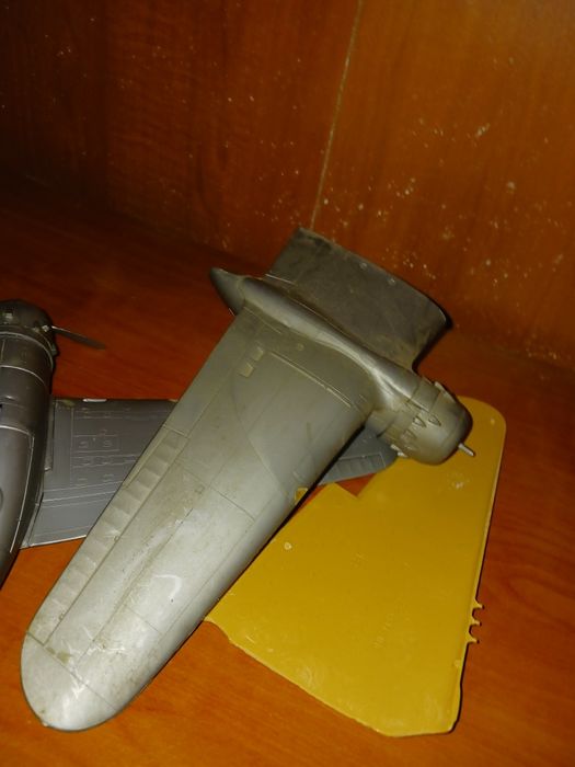 Pecas de aviao brinquedo