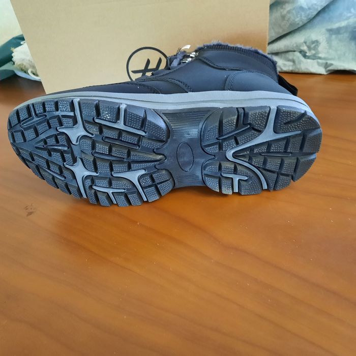 Зимові теплі ботинки