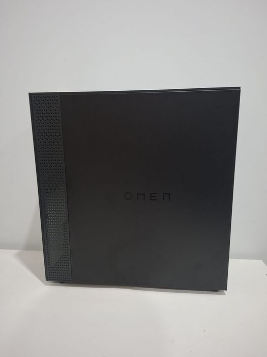 HP OMEN 30L Gaming PC – Ryzen 9 3900 | RTX 3070 | 32GB RAM + Extras