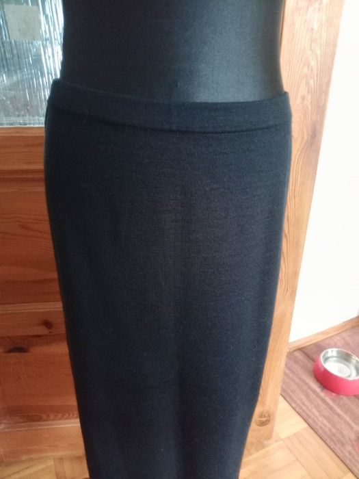 Spódnica damska czarna z dzianiny roz.M/L nowa