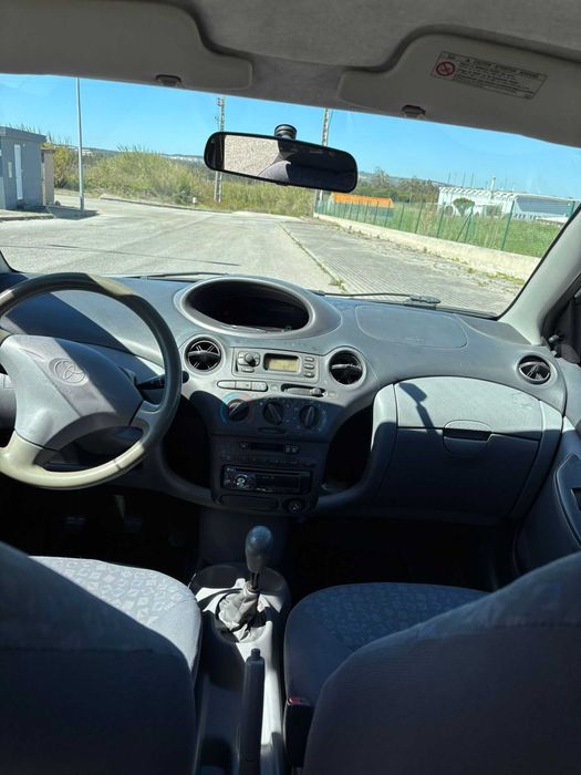 Toyota Yaris 2001