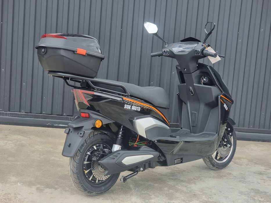 Електроскутер SokMoto WOLF 
2999w 72v 28ah