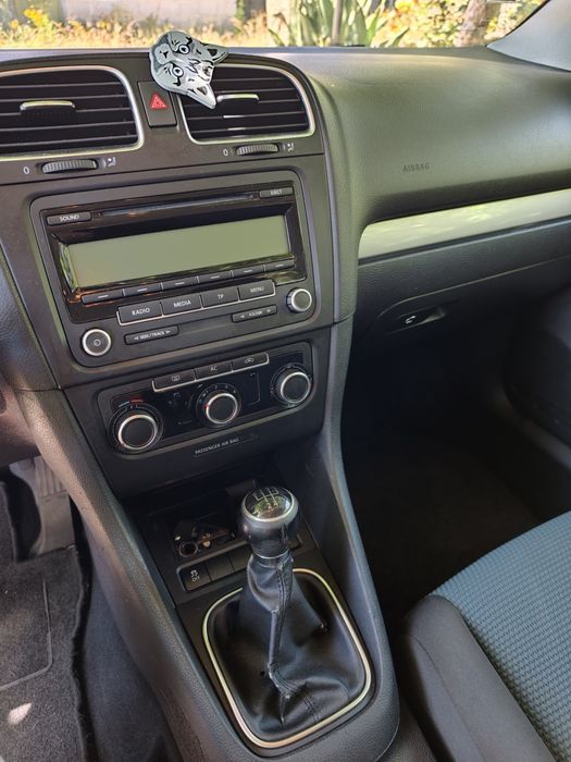 Volkswagen Golf VI