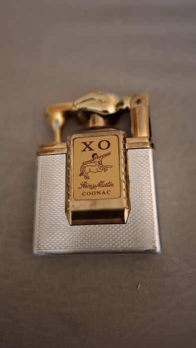 Isqueiro vintage em muito bom estado