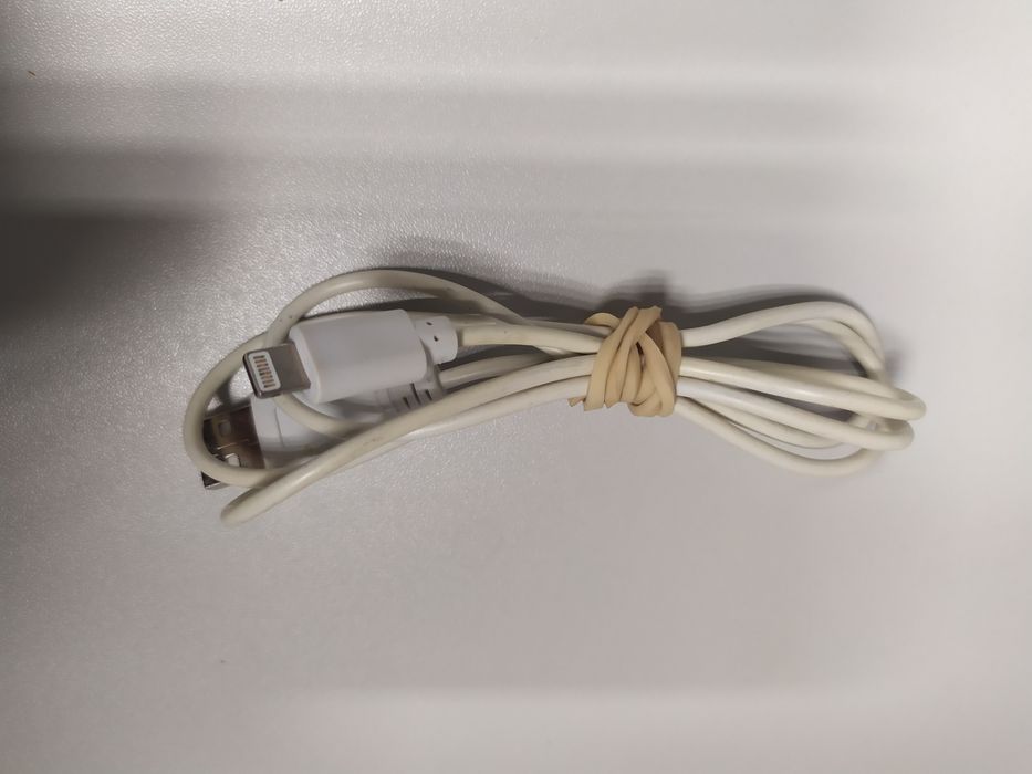 Zestaw 4 kabli USB do Apple iPhone.