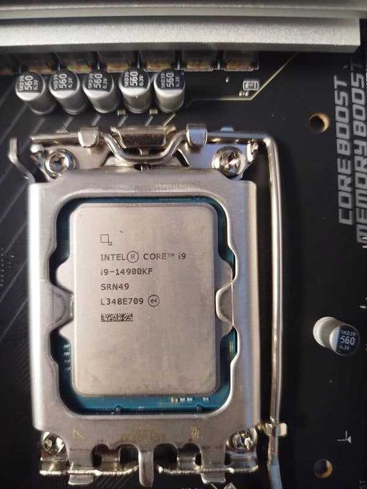 Процесор Intel Core i9-14900KF BOX
