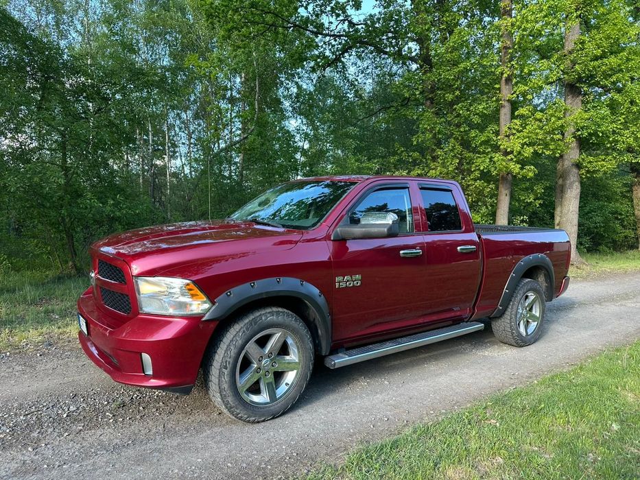 RAM 1500 RAM 1500 4x4 niski przebieg, bez rdzy