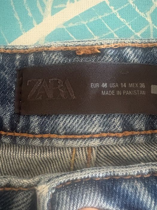 Jeansy z wysokim  stanem z Zara
