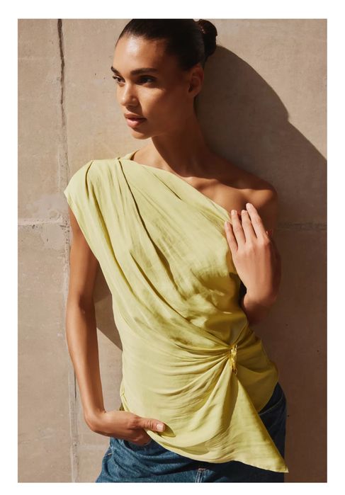 Жіночий топ від Zara