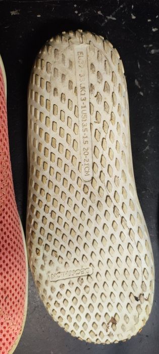 Sapatilhas de água da decathlon -- tamanhos 37 e 33