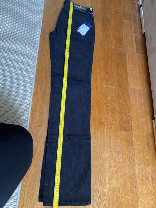 Trussardi pretas novas 28